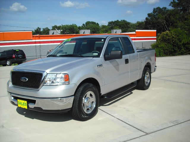 2008 Ford F150 XLT Supercrew Short Bed 2WD