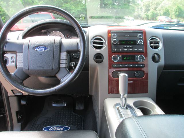 2008 Ford F150 Club Cab 131 WB