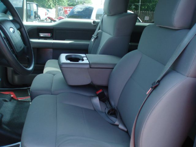 2008 Ford F150 CREW CAB RTL W/leather