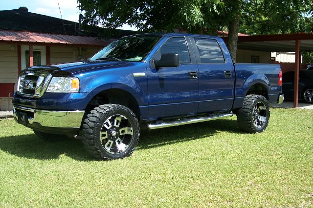 2008 Ford F150 SL Short Bed 2WD