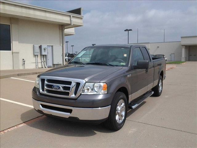 2008 Ford F150 Quad Cab 140.5 WB 4WD SLT