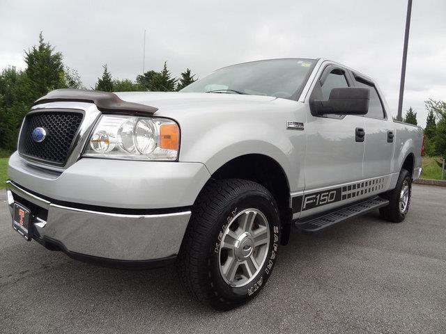 2008 Ford F150 SLT 1 Ton Dually 4dr 35