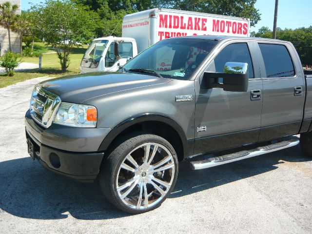 2008 Ford F150 SLT 1 Ton Dually 4dr 35