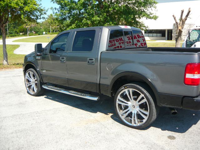 2008 Ford F150 SLT 1 Ton Dually 4dr 35