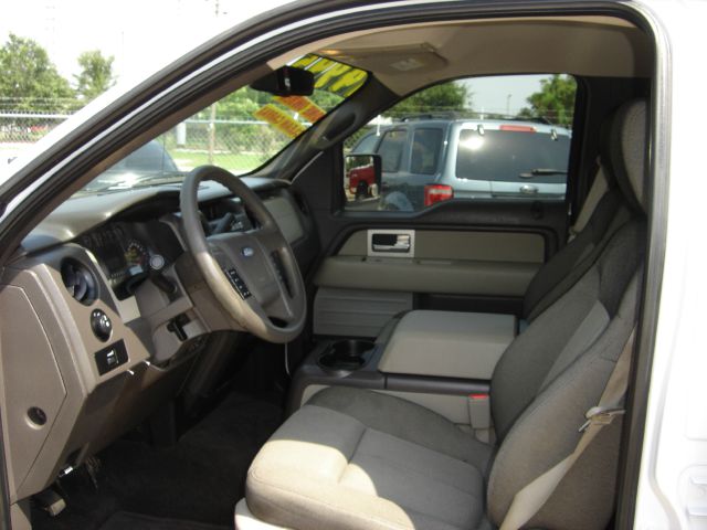 2009 Ford F150 SE SDN