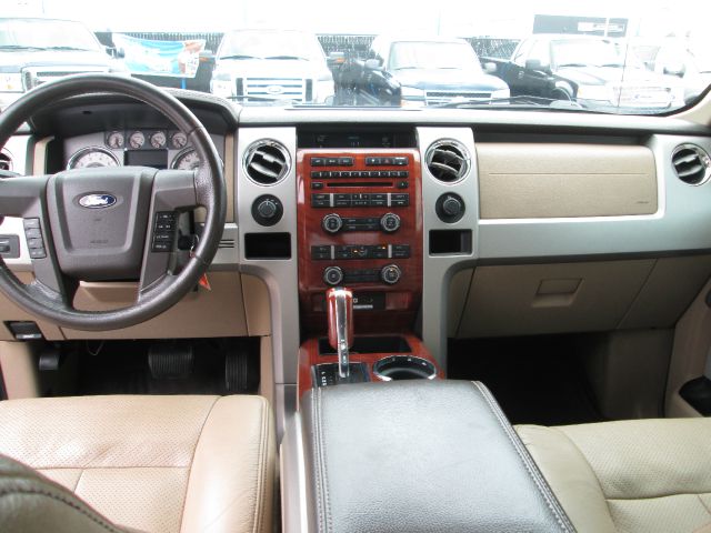 2009 Ford F150 C230 Sport W/navigation