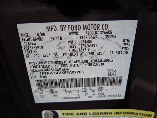 2009 Ford F150 4DR Sedan W/roof