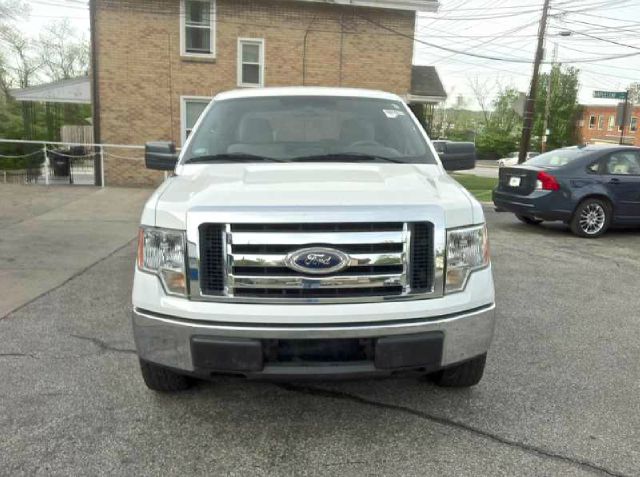 2010 Ford F150 2010 Cadillac CTS