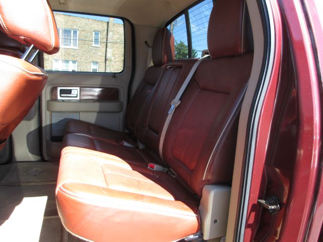 2010 Ford F150 SEL Premium Minivan 4D