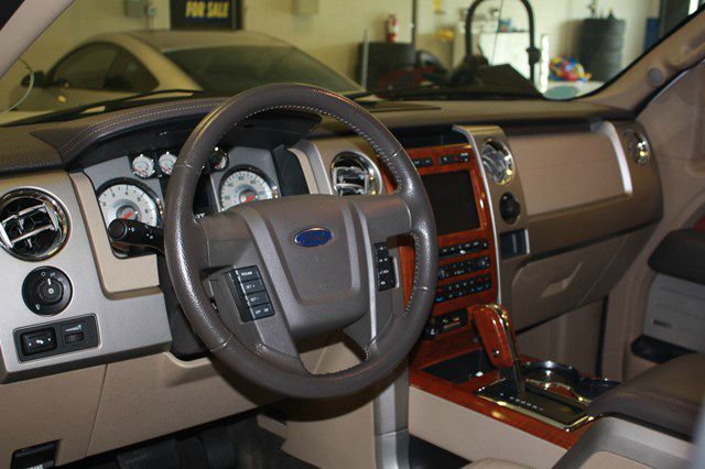 2010 Ford F150 XLT Supercrew Short Bed 2WD