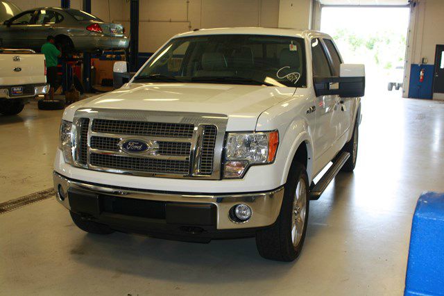 2010 Ford F150 XLT Supercrew Short Bed 2WD