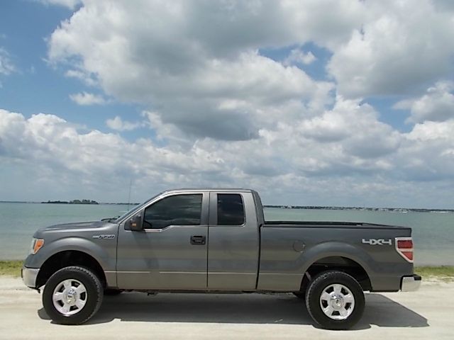 2010 Ford F150 LX V6 Coupe