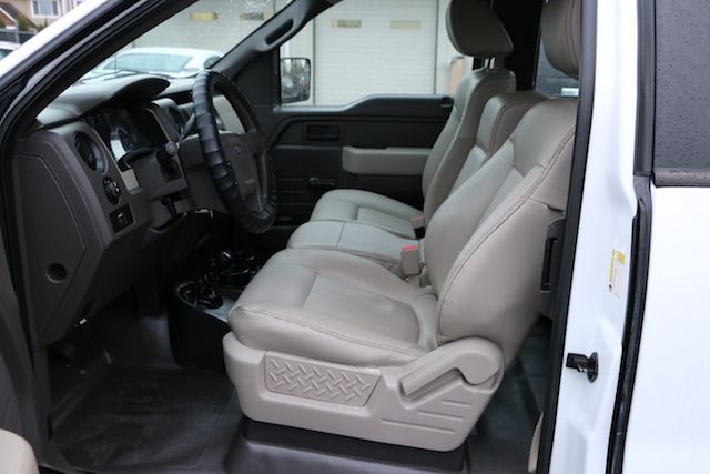 2010 Ford F150 4dr-auto