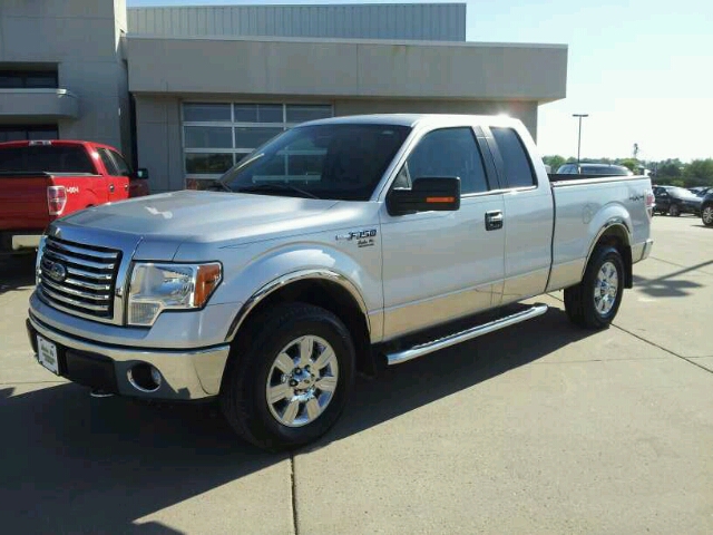 2011 Ford F150 REG CAB 119.