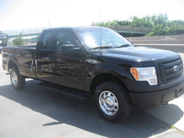 2011 Ford F150 4dr-auto