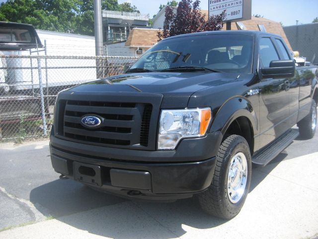 2011 Ford F150 4dr-auto