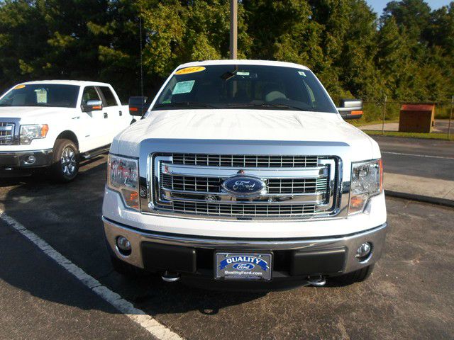 2013 Ford F150 SL2 ONE Owner