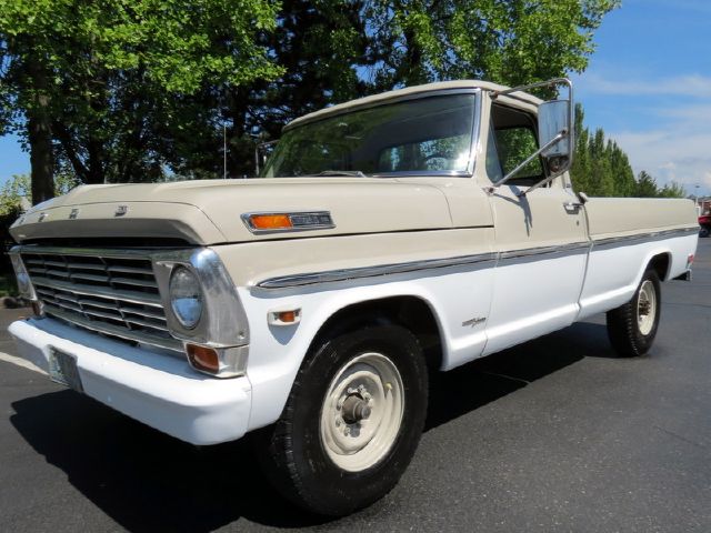 1968 Ford F250 Cross Country SE