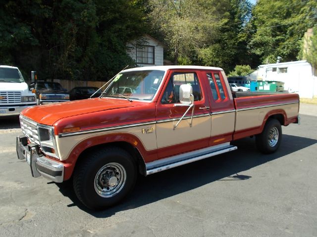 1985 Ford F250 Wideside Extended Cab SLS