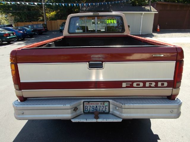 1985 Ford F250 Wideside Extended Cab SLS