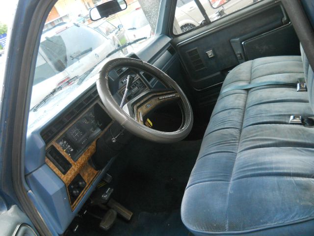 1986 Ford F250 Wideside Extended Cab SLS