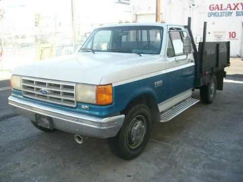 1989 Ford F250 C350 Sport Sedan 4D