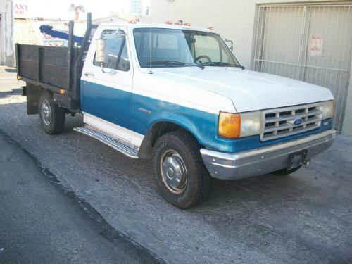 1989 Ford F250 C350 Sport Sedan 4D