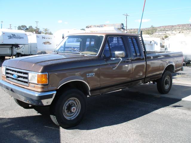 1990 Ford F250 T5 R-design