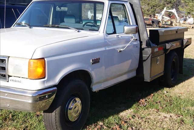 1990 Ford F250 Extended Cab 4 Dr LS