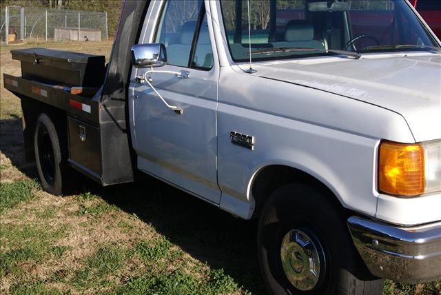 1990 Ford F250 Extended Cab 4 Dr LS