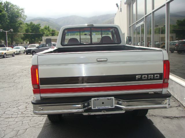 1992 Ford F250 Luxury 4x4 Navigation