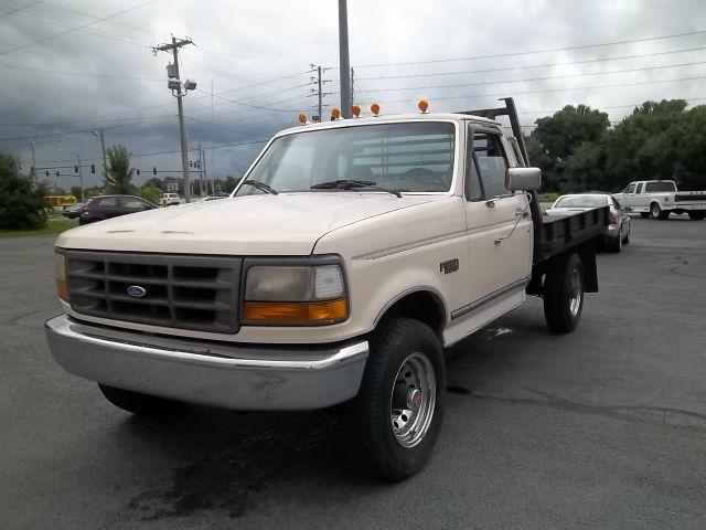 1993 Ford F250 4dr HB Auto PZEV