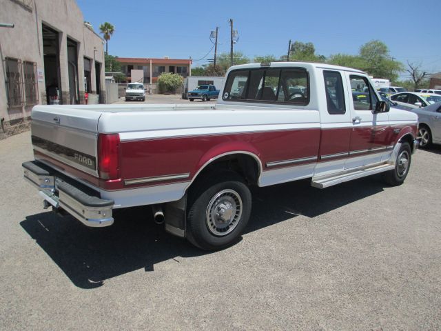 1993 Ford F250 REG CAB 112wb 4