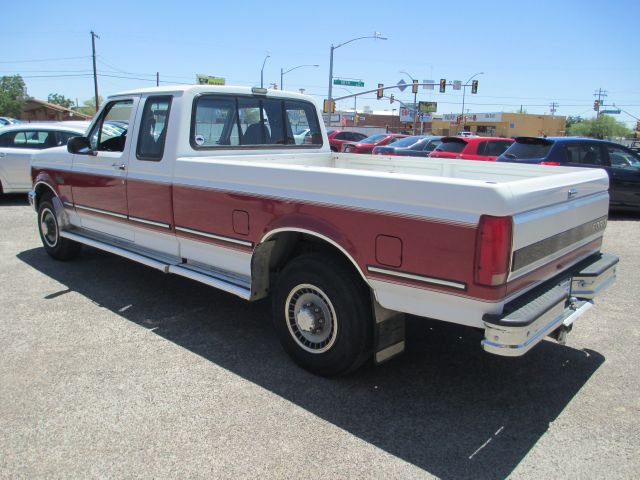 1993 Ford F250 REG CAB 112wb 4