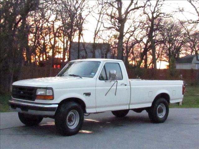 1995 Ford F250 SE 5 Ft