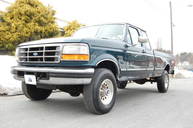 1996 Ford F250 SLT 1 Ton Dually 4dr 35