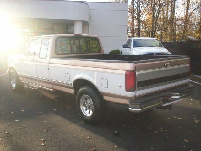 1996 Ford F250 GS 43