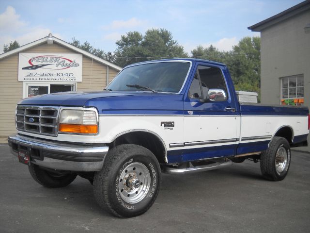 1997 Ford F250 4DR 2WD EX AT