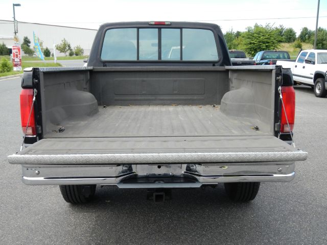 1997 Ford F250 Sport - Premium 3RD SEAT