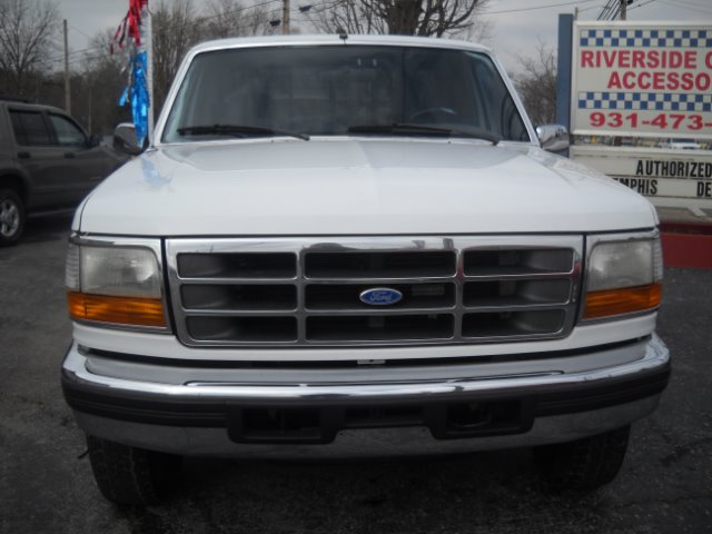 1997 Ford F250 S 4-door Hatchback