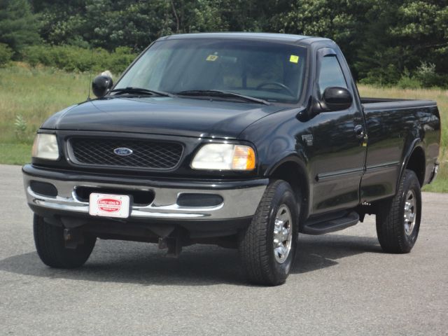 1998 Ford F250 1-own ROOF WING Htdseat WARR 38K MI