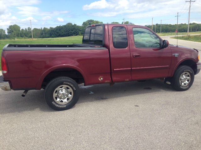 1999 Ford F250 XL 2WD Reg Cab