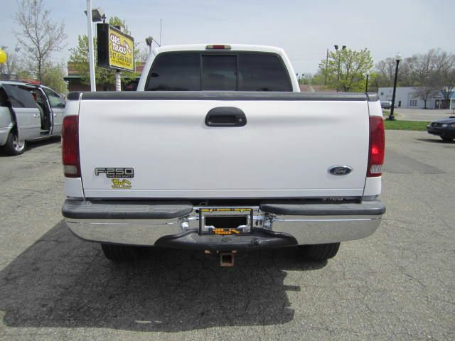 1999 Ford F250 2006 Mercury Premier