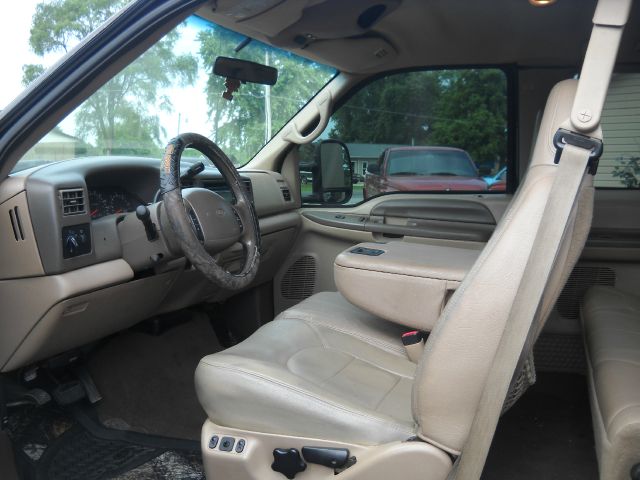 1999 Ford F250 FWD 4dr LS SUV