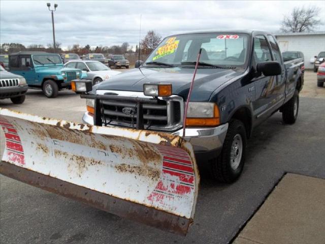 1999 Ford F250 Flareside Ext Cab Shortbox 4x4 Lifted