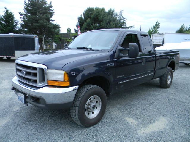 1999 Ford F250 FWD 4dr LS SUV