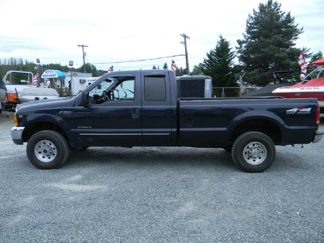 1999 Ford F250 FWD 4dr LS SUV