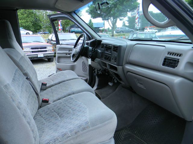 1999 Ford F250 FWD 4dr LS SUV