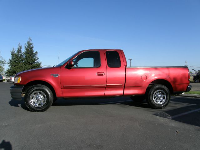 1999 Ford F250 XLT Supercrew Short Bed 2WD