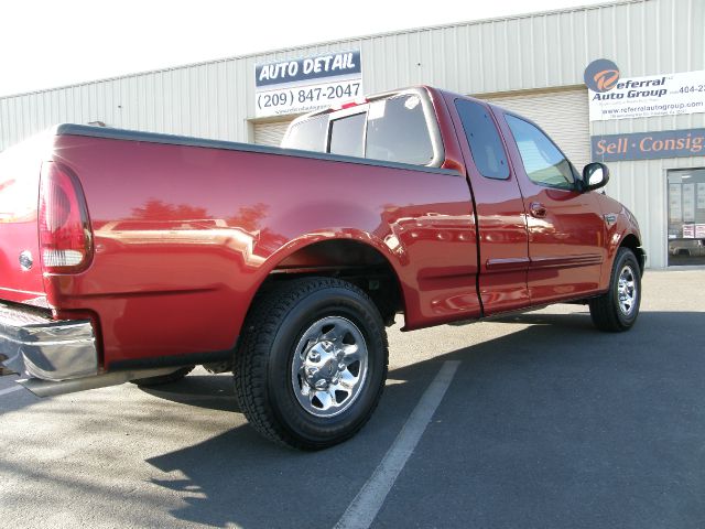 1999 Ford F250 XLT Supercrew Short Bed 2WD